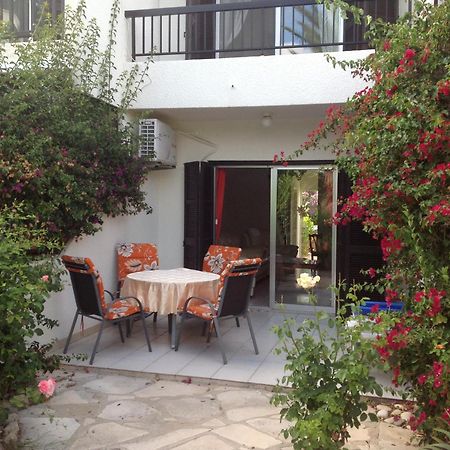 Paphos Townhouse Villa Eksteriør bilde
