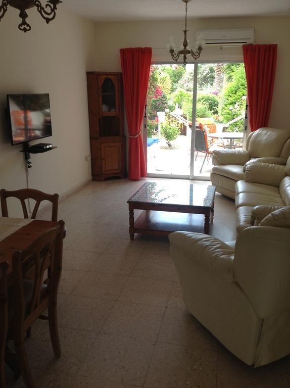 Paphos Townhouse Villa Eksteriør bilde