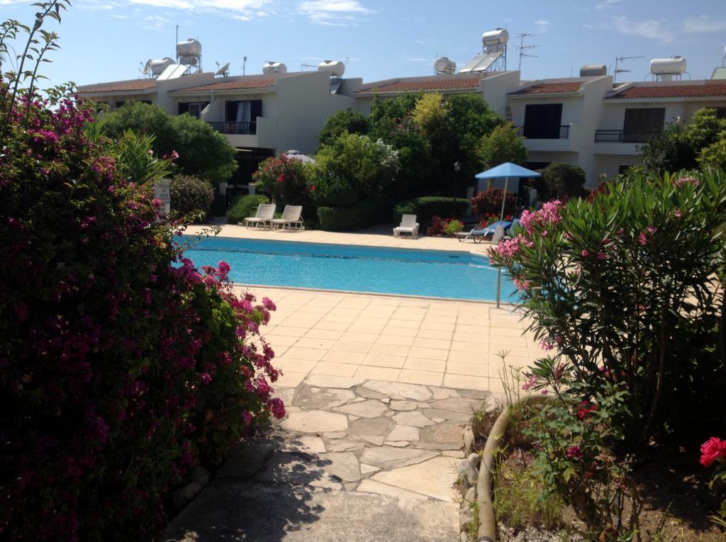 Paphos Townhouse Villa Eksteriør bilde